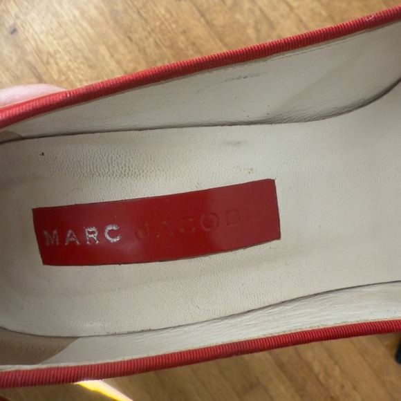 Marc Jacobs Red Patent Leather Peep Toe Bow Stiletto Heels Women's Shoes - Picture 6 of 11